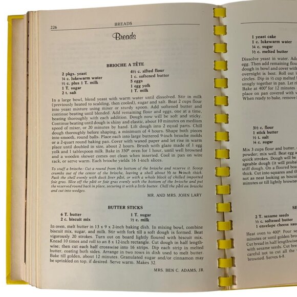Party Potpourri Cookbook Junior League of Memphis Menus for Entertaining 1988 - Picture 8 of 11